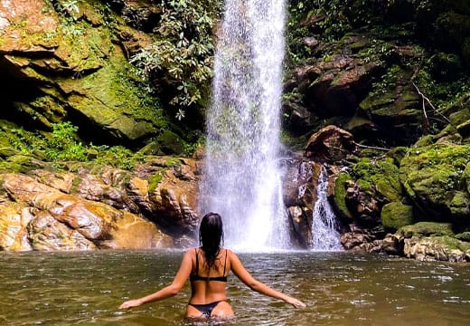 Tour a las Cataratas de Huacamaillo